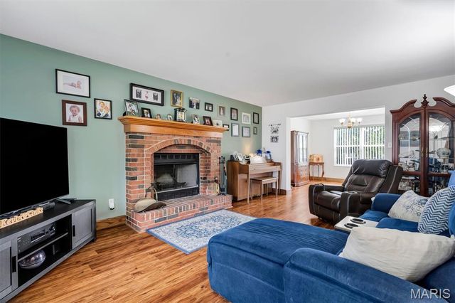 9218 Cedarberry Court, Green Park, MO 63123
