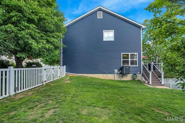 9218 Cedarberry Court, Green Park, MO 63123