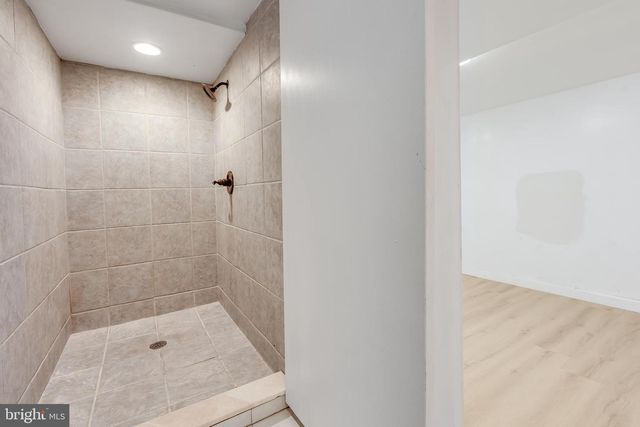 5939 UPLAND WAY, Philadelphia, PA 19131