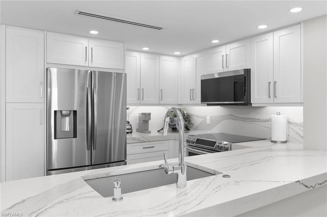 260 Seaview CT 1409, Marco Island, FL 34145
