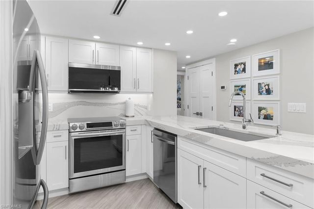 260 Seaview CT 1409, Marco Island, FL 34145