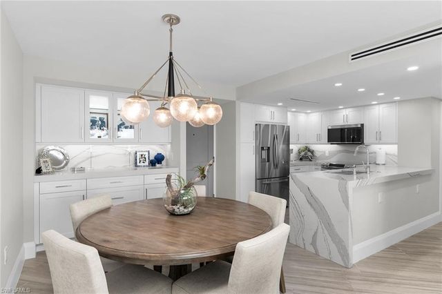 260 Seaview CT 1409, Marco Island, FL 34145