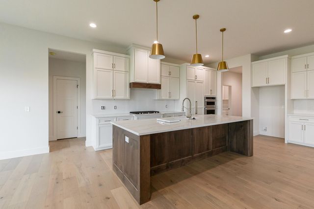 5498 E Cavalcade Lane, Springfield, MO 65802