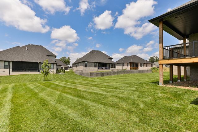 5498 E Cavalcade Lane, Springfield, MO 65802