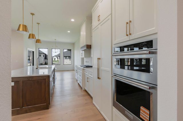 5498 E Cavalcade Lane, Springfield, MO 65802