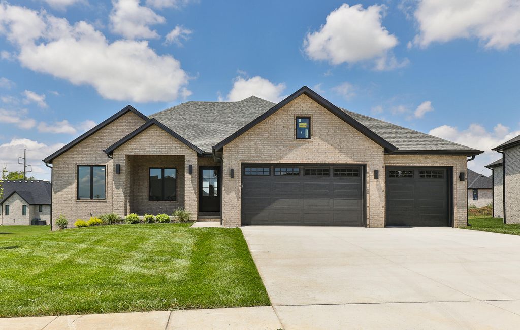 5498 E Cavalcade Lane, Springfield, MO 65802