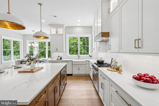 2110 UNION HILL RD, Malvern, PA 19355