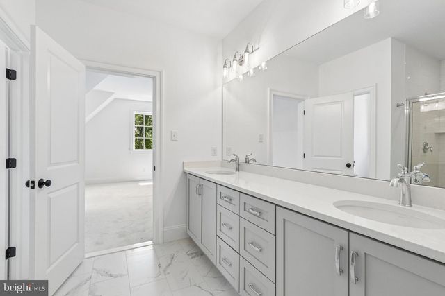 2110 UNION HILL RD, Malvern, PA 19355