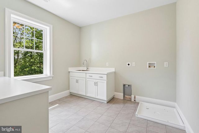 2110 UNION HILL RD, Malvern, PA 19355