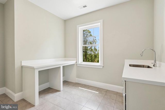 2110 UNION HILL RD, Malvern, PA 19355