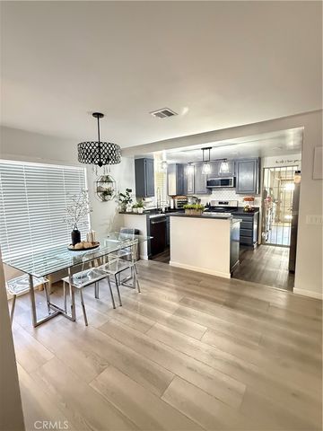 11068 Sharp H, San Fernando, CA 91345