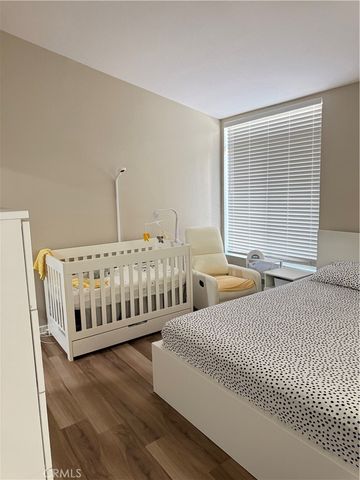 11068 Sharp H, San Fernando, CA 91345