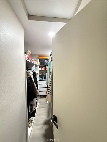 11068 Sharp H, San Fernando, CA 91345