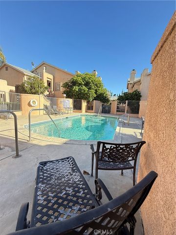 11068 Sharp H, San Fernando, CA 91345