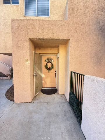 11068 Sharp H, San Fernando, CA 91345