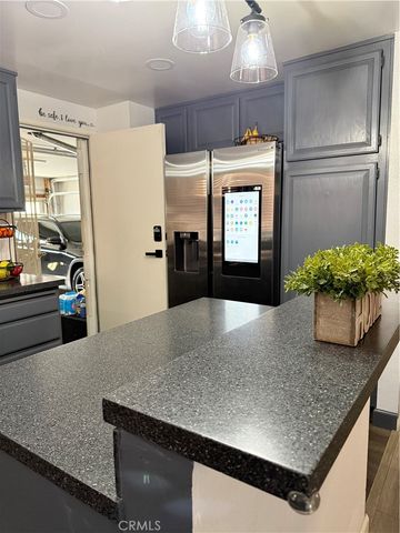 11068 Sharp H, San Fernando, CA 91345