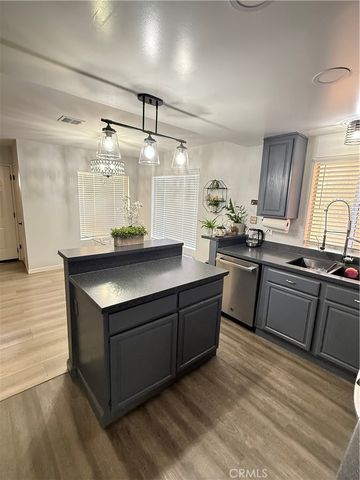 11068 Sharp H, San Fernando, CA 91345