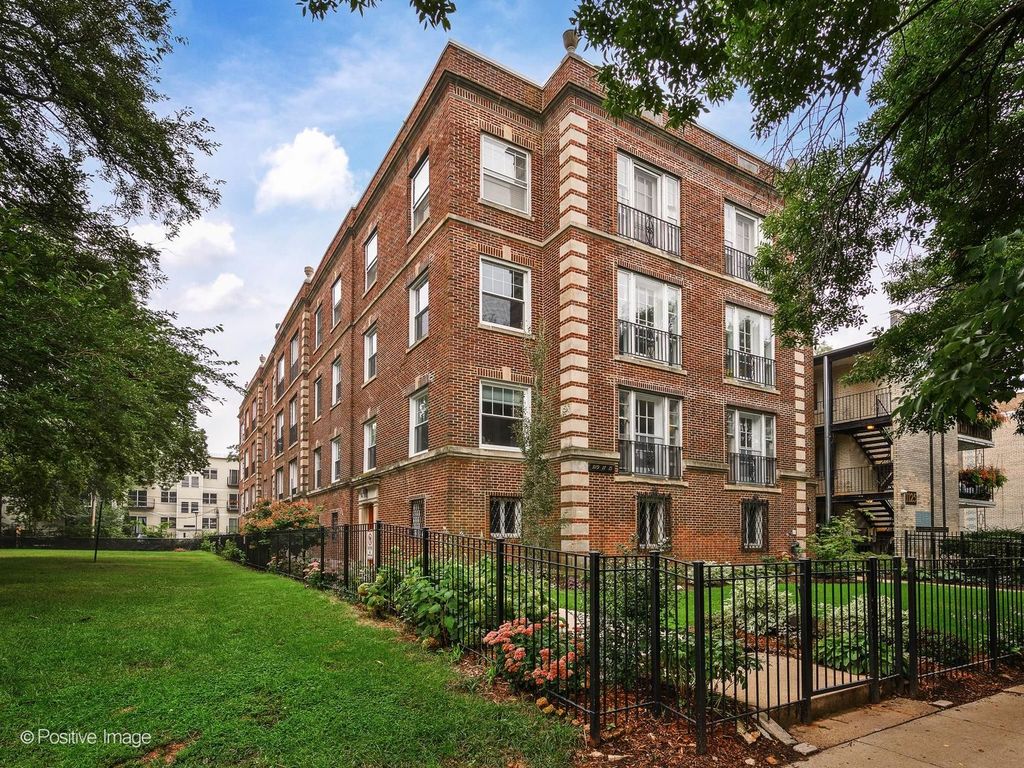 1117 W Lunt Avenue 1B, Chicago, IL 60626 — exterior