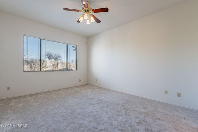 63752 E Holiday Drive, Tucson, AZ 85739