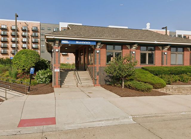 300 Anthony Avenue 206, Mundelein, IL 60060