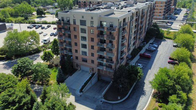 300 Anthony Avenue 206, Mundelein, IL 60060