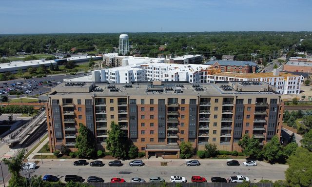 300 Anthony Avenue 206, Mundelein, IL 60060
