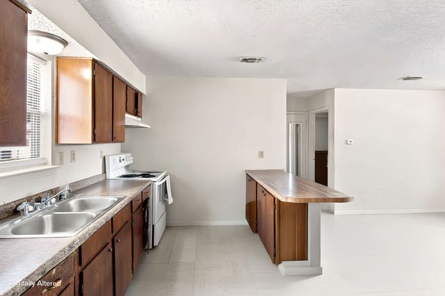 1525 Coral Cut Off, Pelican Bay, TX 76020
