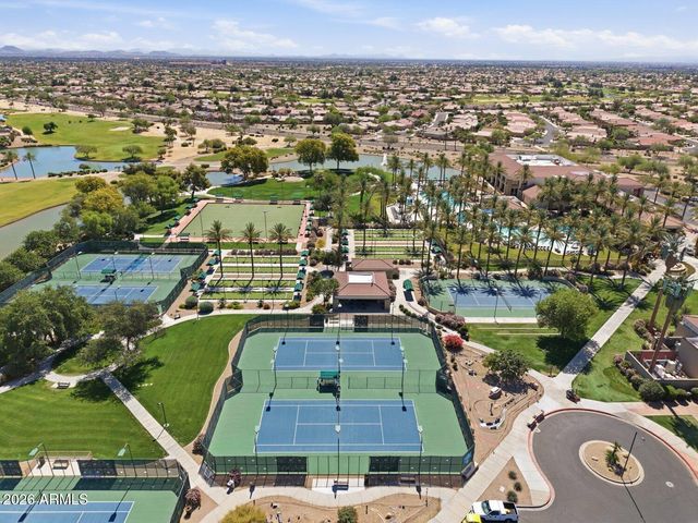 16110 W DESERT WINDS Drive, Surprise, AZ 85374