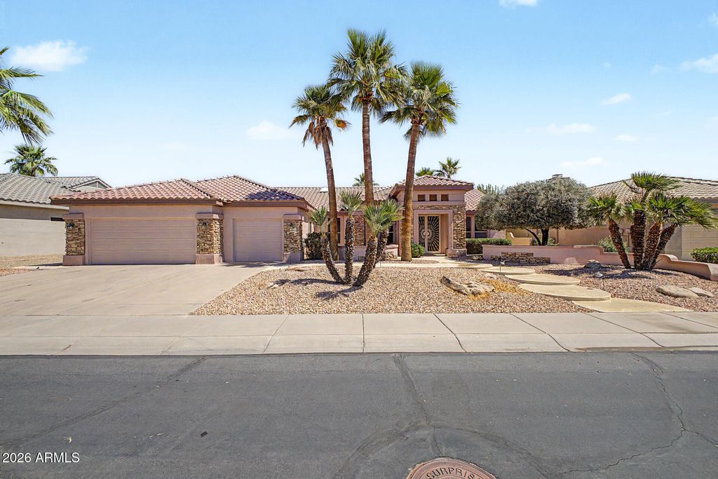 16110 W DESERT WINDS Drive, Surprise, AZ 85374