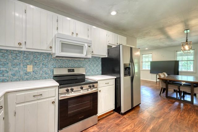 723 Bugscuffle Road, Hiawassee, GA 30546