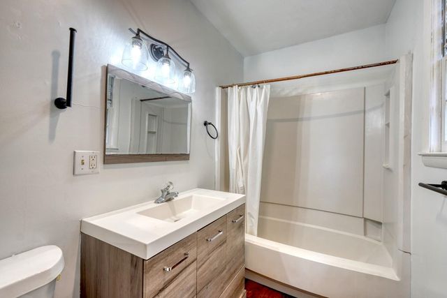 723 Bugscuffle Road, Hiawassee, GA 30546