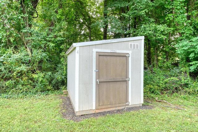 723 Bugscuffle Road, Hiawassee, GA 30546