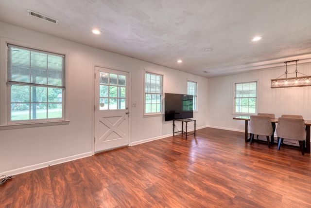 723 Bugscuffle Road, Hiawassee, GA 30546