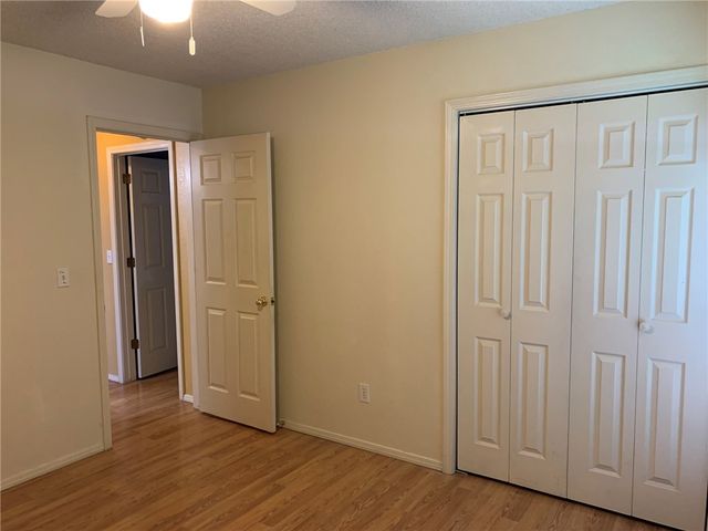 1302 N Flamingo Road, Rogers, AR 72756
