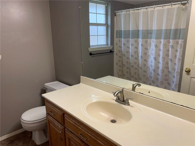 1302 N Flamingo Road, Rogers, AR 72756