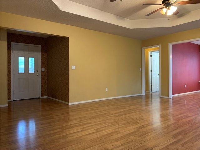 1302 N Flamingo Road, Rogers, AR 72756
