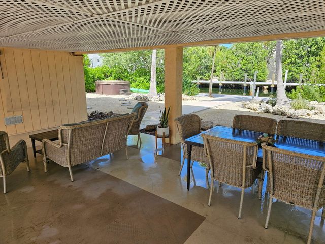 E 208 Bruce Court, Marathon, FL 33050