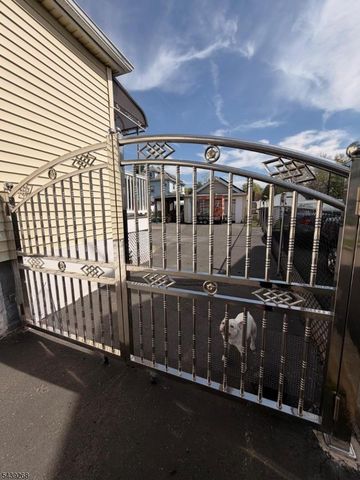 305 Leland Ave, Plainfield City, NJ 07062