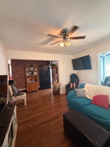 305 Leland Ave, Plainfield City, NJ 07062