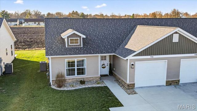 70 Marker Drive A, Highland, IL 62249