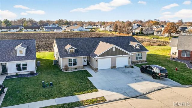 70 Marker Drive A, Highland, IL 62249