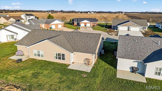 70 Marker Drive A, Highland, IL 62249