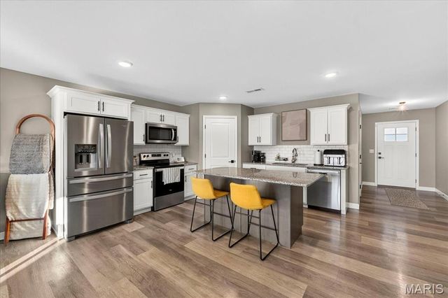 70 Marker Drive A, Highland, IL 62249