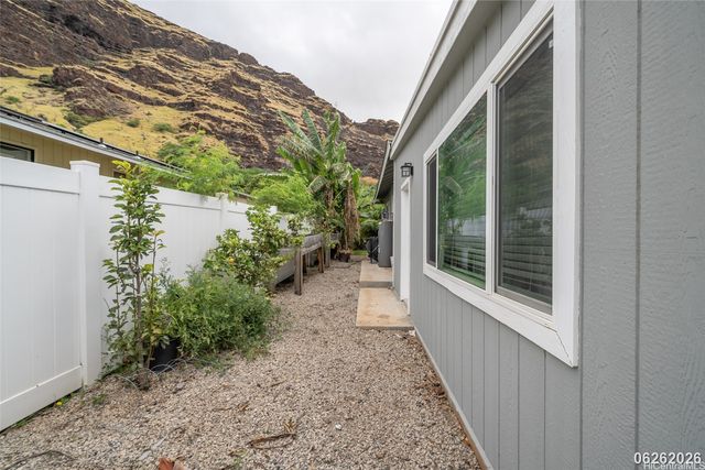 87-1409 Akowai Road, Waianae, HI 96792