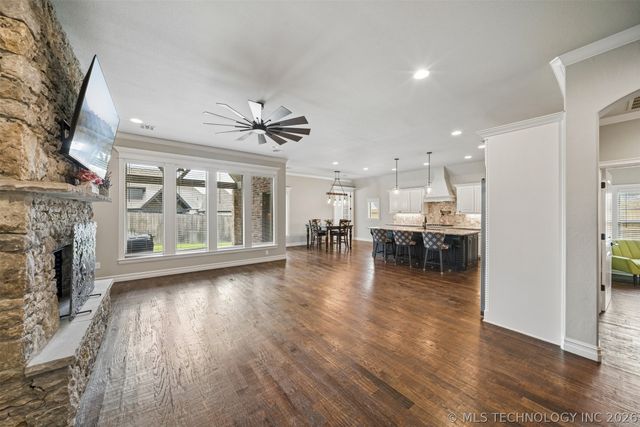 4235 S 168th Avenue E, Tulsa, OK 74134