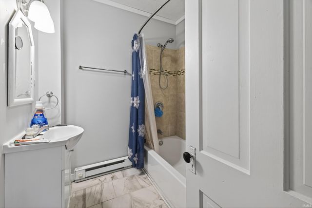 607 & 611 W Warren Street, Mitchell, IN 47446