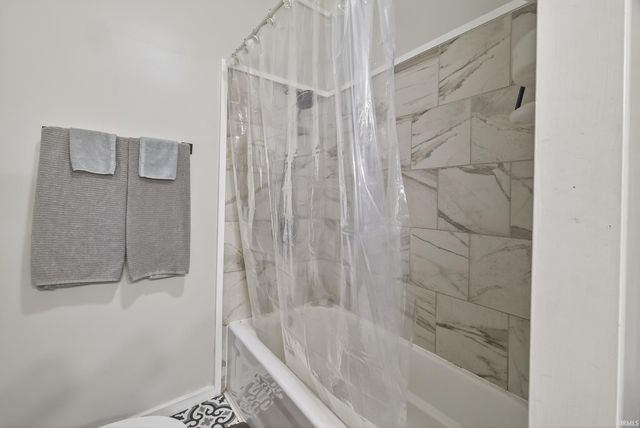 607 & 611 W Warren Street, Mitchell, IN 47446