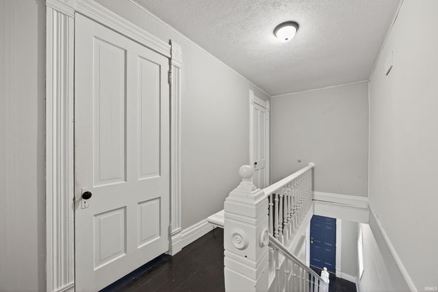 607 & 611 W Warren Street, Mitchell, IN 47446