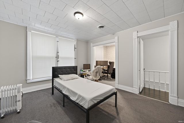 607 & 611 W Warren Street, Mitchell, IN 47446