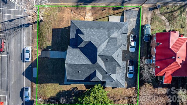 1101 College Avenue SW, Lenoir, NC 28645